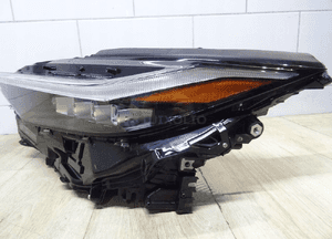 Toyota Bz4X lampa lewa full led 4