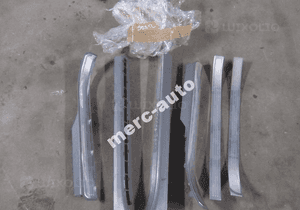 MERCEDES  listwy progowe chrom long i zwykła 2