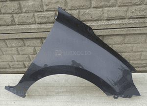 Suzuki swift MK8 17 -22 błotnik przedni prawy 1