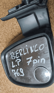 Lusterko lewe przód przednie berlingo partner iv rifter combo e 7 pin 4
