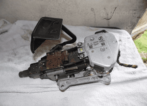 Audi A6 C6 blokada kierownicy 4F0905852B