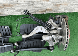 ZWROTNICA WAHACZE TARCZA ZACISK BMW 7 G70 6898351 6898352 5