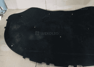 Wygłuszenie maski podbitka VW Passat B6 3C0863831 2