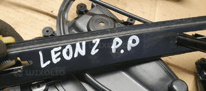 Mechanizm podnośnik szyby prawy przód przedni prawy Seat Leon II 1P0837402AB 10