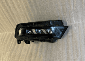 Seat ateca halogen prawy 575941700 1
