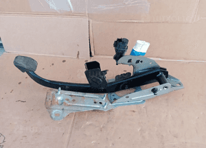 Pedał hamulca Ford Focus MK2 4M51-2467-AN 3