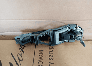 Klamka prawy przód przednia prawa VW Polo 9N 6Q0837886 2