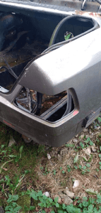 Mercedes 124 sedan  błotnik PRAWY okular dupa tył poszycie 4