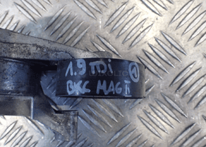 Napinacz paska rozrządu vw 1,9 tdi bkc 03G903315A radom 2