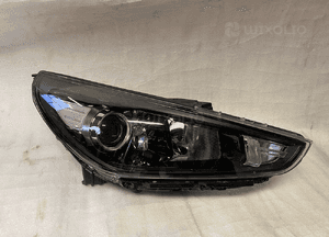 Hyundai I30 lampa prawa ciemna 17- 1