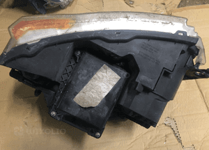 Lampa przednia prawa Xenon LHD EUROPA XBC500402 LAND ROVER DISCOVERY 3 III 3