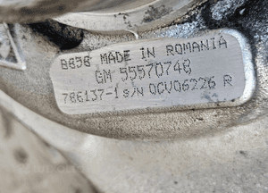 Opel Astra J 4 IV 2.0 CDTI turbosprężarka 55570748 4