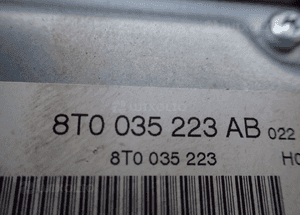 Audi A4 A5 wzmacniacz 8T0035223AB radom 4