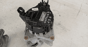 RENAULT CAPTUR II 1.3 Hybryda 2019-2024 alternator Valeo 2310A1749R 2