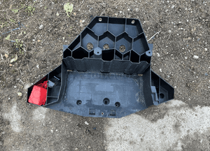 MERCEDES E 212 tapicerki bagażnika boczki styropian podstawa akumulatora osłona pasa tylnego 5