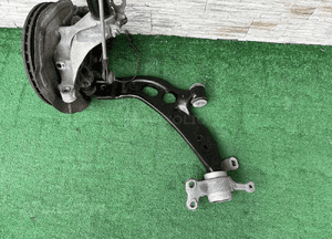 Zwrotnica wahacz amortyzator bmw 2 F45 F46 6874463 6870837 2