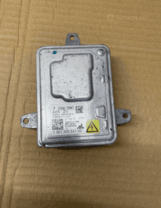 Moduł lampy Xenon przetwornica BMW GT F34 7296090 1