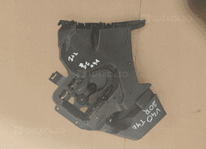 Ślizg zderzaka prawy tył tylny volvo V40 ii 2 31395104 3