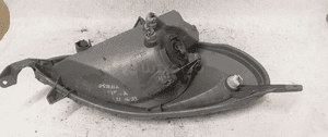 Przod przednia lampa lewa toyota yaris verso 4