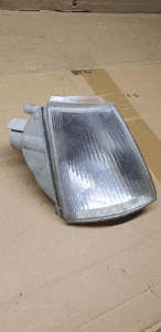 Kierunkowskaz kierunek prawy przód Renault Clio I 7700799758 2