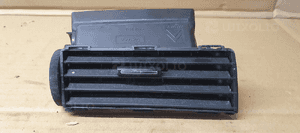 Kratka nawiewu powietrza lewa Citroen C5 III 9682532077 1