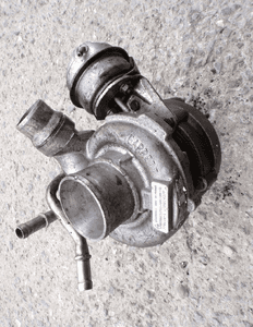 Renault laguna iii nissan qashqai 2.0 dci turbosprężarka H8200638766 1
