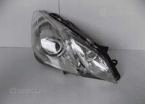 Mercedes E Klasa w207 Lampa przednia R - 11006 1