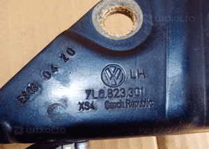 Zawias maski lewy LD5Q VW Touareg 7L6823301 5