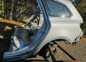 Opel Astra J IV kombi błotnik tył tylny  prawy lewy Z176 4