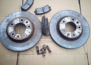 Mazda 6 02-07 2.0 2.3 Tarcze hamulcowe z Klockami 1