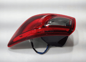 Lampa prawa tył tylna błotnika mazda CX-3 CX3 DB2R-51-150 2015-2018 4