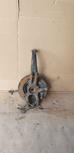 Zwrotnica prawy przód przednia prawa Mazda 6 II 2.2 D 4