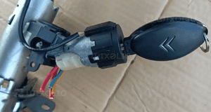 Citroen C5 I II  stacyjka kluczyk 1