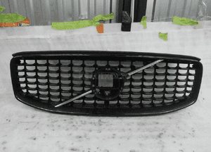 VOLVO XC60 II Lift R DESIGN grill atrapa 32409198 32133812 CAŁY 1