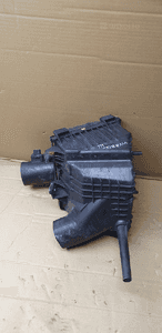 Obudowa filtra powietrza Opel Vivaro B Trafic III 1.6 DCI 165009078R 93867738 3