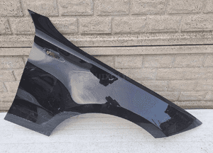 Bmw 1 E87 E88 E81 E82 2004 - 2011 błotnik prawy 1