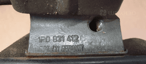 Zawias zawiasy drzwi prawy przód para Seat Leon II 1P0831412 3