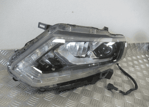 Lampa przednia przód lewa nissan x-trail T32 rogue full led 2013- 2