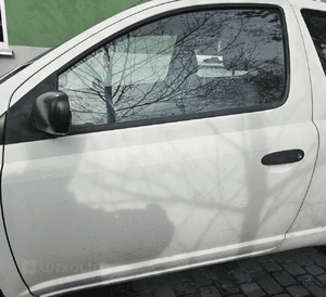 Toyota Yaris I drzwi lewe 3D 3 1