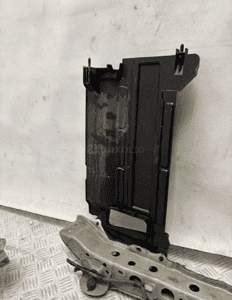 Pas przedni wzmocnienie toyota yaris iii 3 org 2