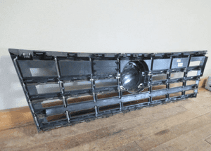 Grill gril atrapa vw touareg iii 3 2018- 7