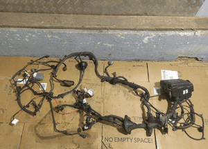 SKRZYNKA BEZPIECZNIÓW INSTALACJA KOMORY KIA CEED 91201-A2860 1