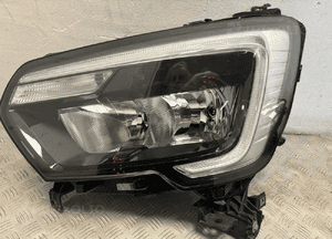 Lampa lewy przod renault master iv 4 260607867R 1