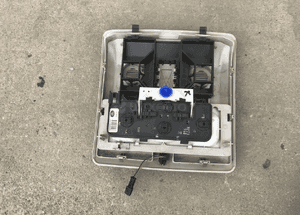 Lampka wnętrza Land Rover Discovery 3 III 04-09r XDE500341LYM 3