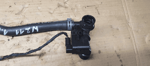 Zaworek elektrozawór wody wąż Mercedes W211 1.8 K A2118320084 A2118301296 3
