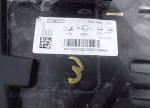 Iveco stralis s-way lampa przednia lewa led 3
