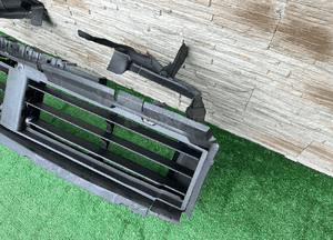 Pas przedni wlot żaluzja bmw X1 U11 5A112F9 nowa oryginalna 3