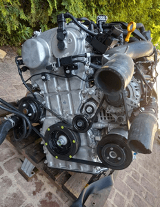 Kia stinger 2,0 t-gdi G4KL silnik kompletny 1