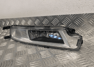 Halogen przeciwmgielny prawy vw passat B8 2014- 7