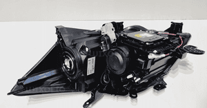 REFLEKTOR PRAWY XENON TOYOTA AURIS I KOMPLETNA NOWA UK 5